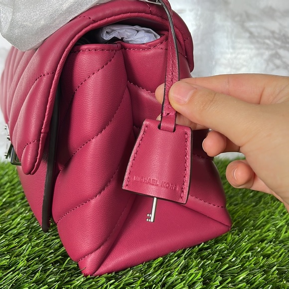 Original $378 Michael Kors Cece Medium Quilted Leather Convertible Shoulder Bag - Picture 6 of 14